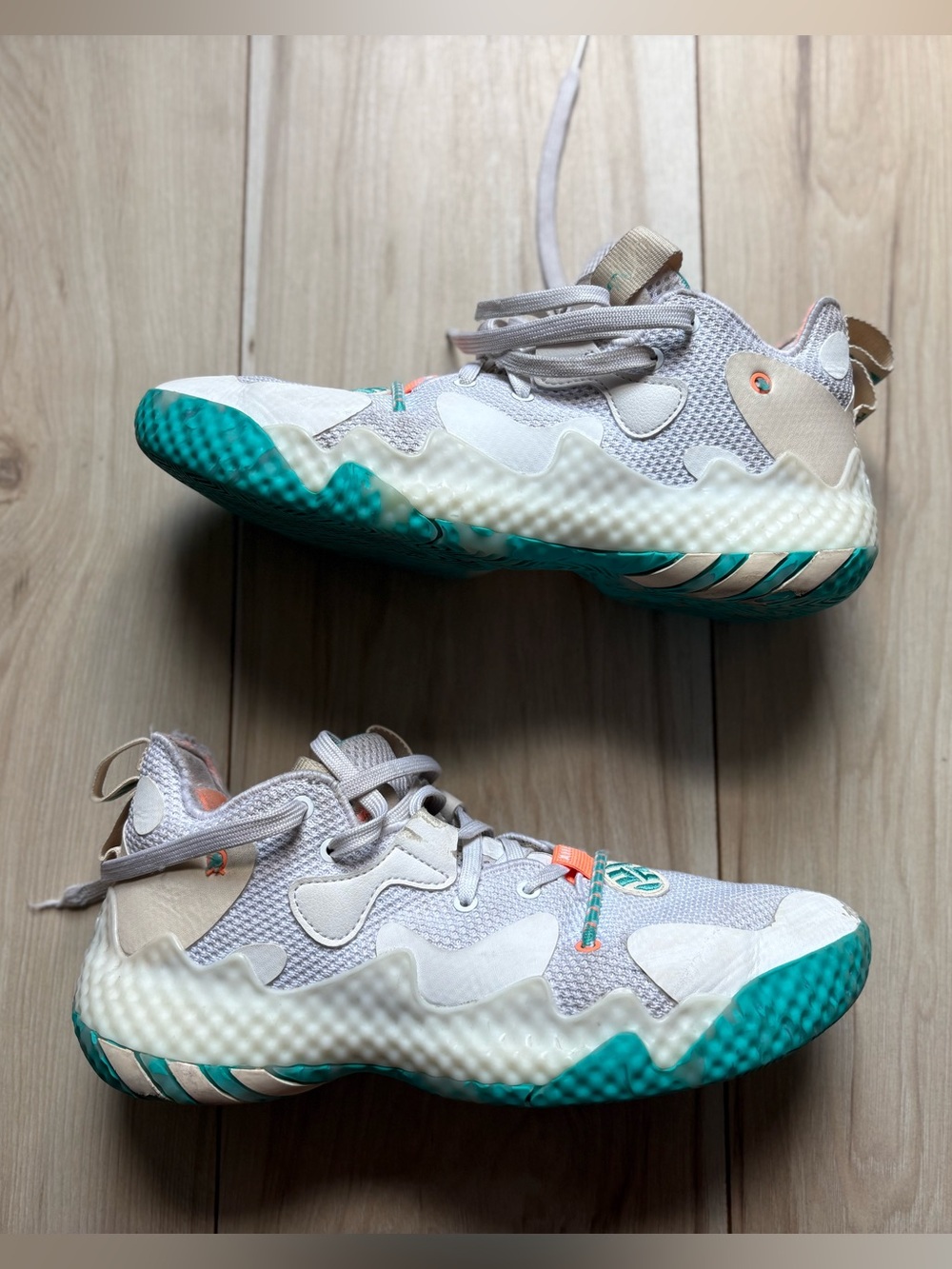 adidas Harden Vol 6 Basketball Shoes Mens Size 8 Cream Aqua Teal Athletic